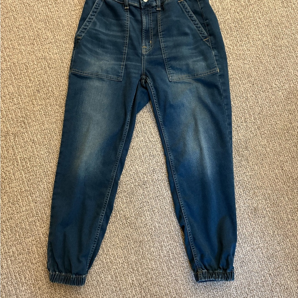 GAP Blue Jogger Jeans with Elastic Cuffs and Distressed Look